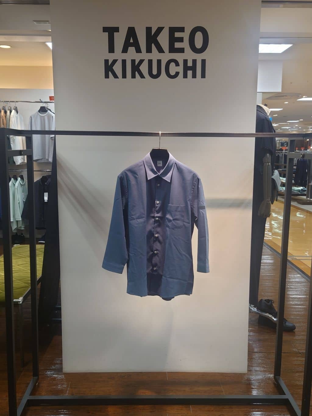あまえびさんの「TAKEO KIKUCHI｜【COOL CITY WEAR】DotAir（R）サッカー シャツ」を使ったコーディネート