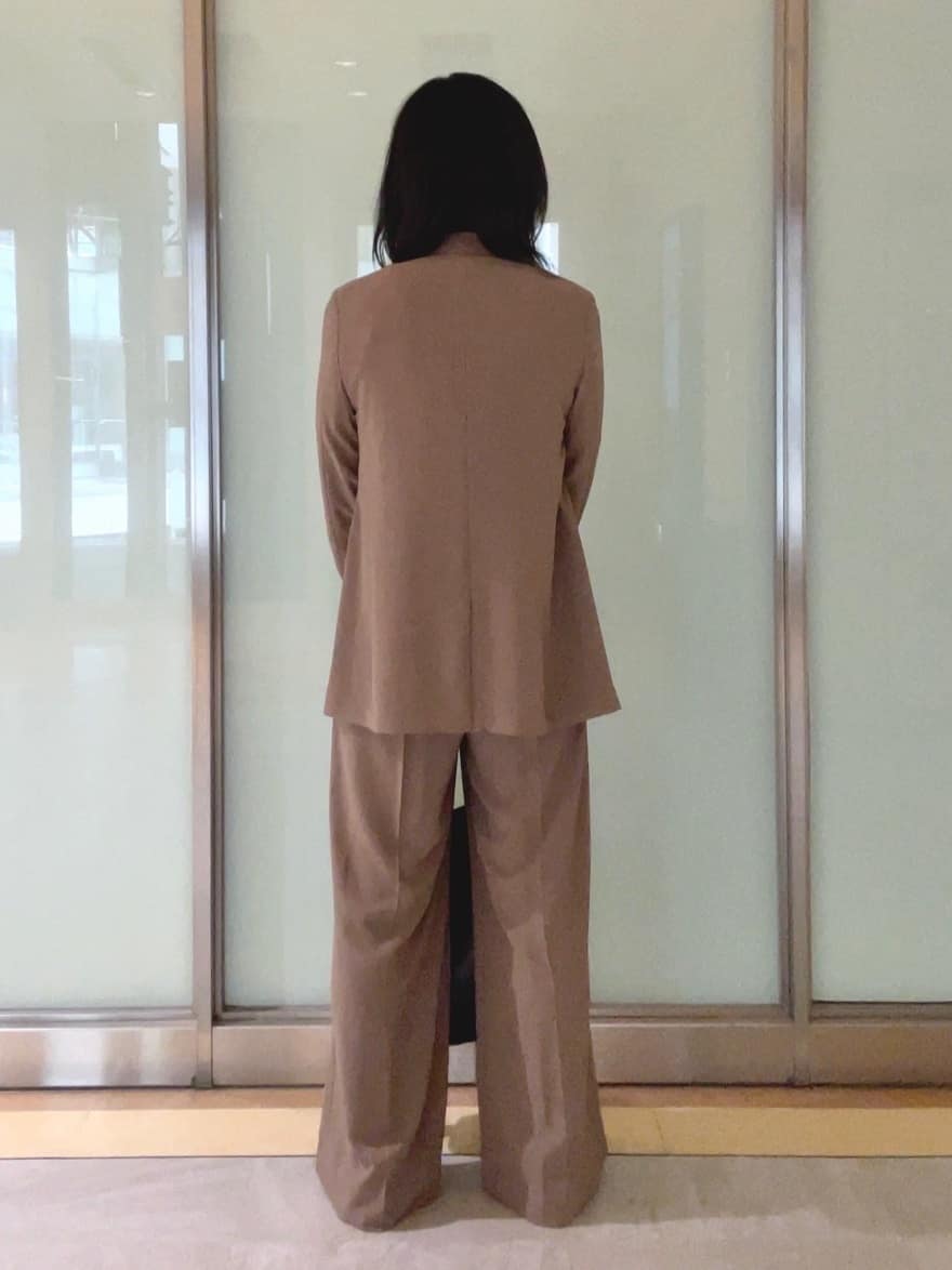 mayutaさんの「INDIVI｜【軽く羽織れる！】ダブルジャケット」を使ったコーディネート
