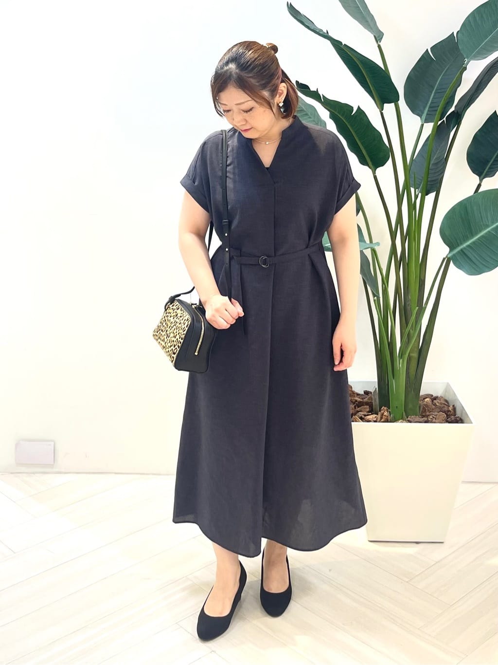 Tomoさんの「UNTITLED｜【UV/はっ水】リラククールワンピース」を使ったコーディネート