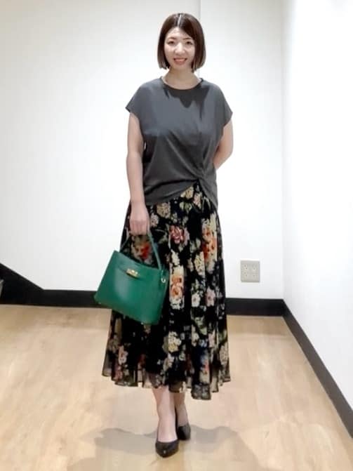 MIKIKOさんの「UNTITLED｜【追加/新色】エアリーワンハンドルバッグ」を使ったコーディネート