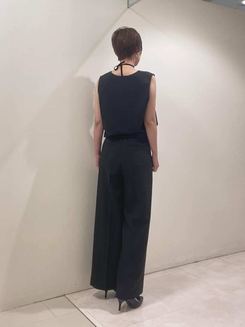 IWAMOさんの「UNTITLED｜【セットアップ可/洗える】梳毛調合繊Vネックベスト」を使ったコーディネート