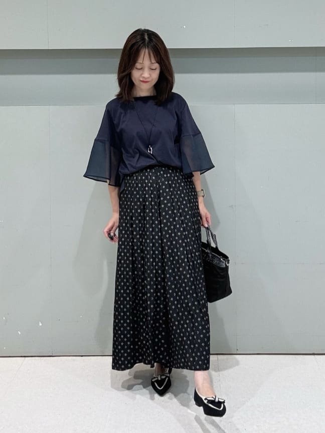 makiさんの「UNTITLED｜【洗える/五分袖】シアースリーブ プルオーバー」を使ったコーディネート