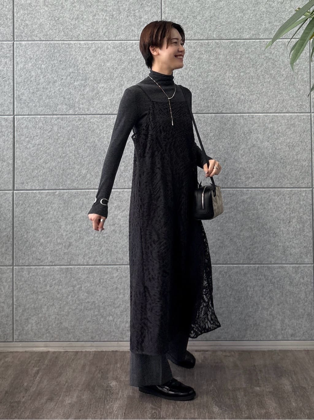 kanaeさんの「INDIVI｜【レイヤード◎】レースキャミドレス」を使ったコーディネート