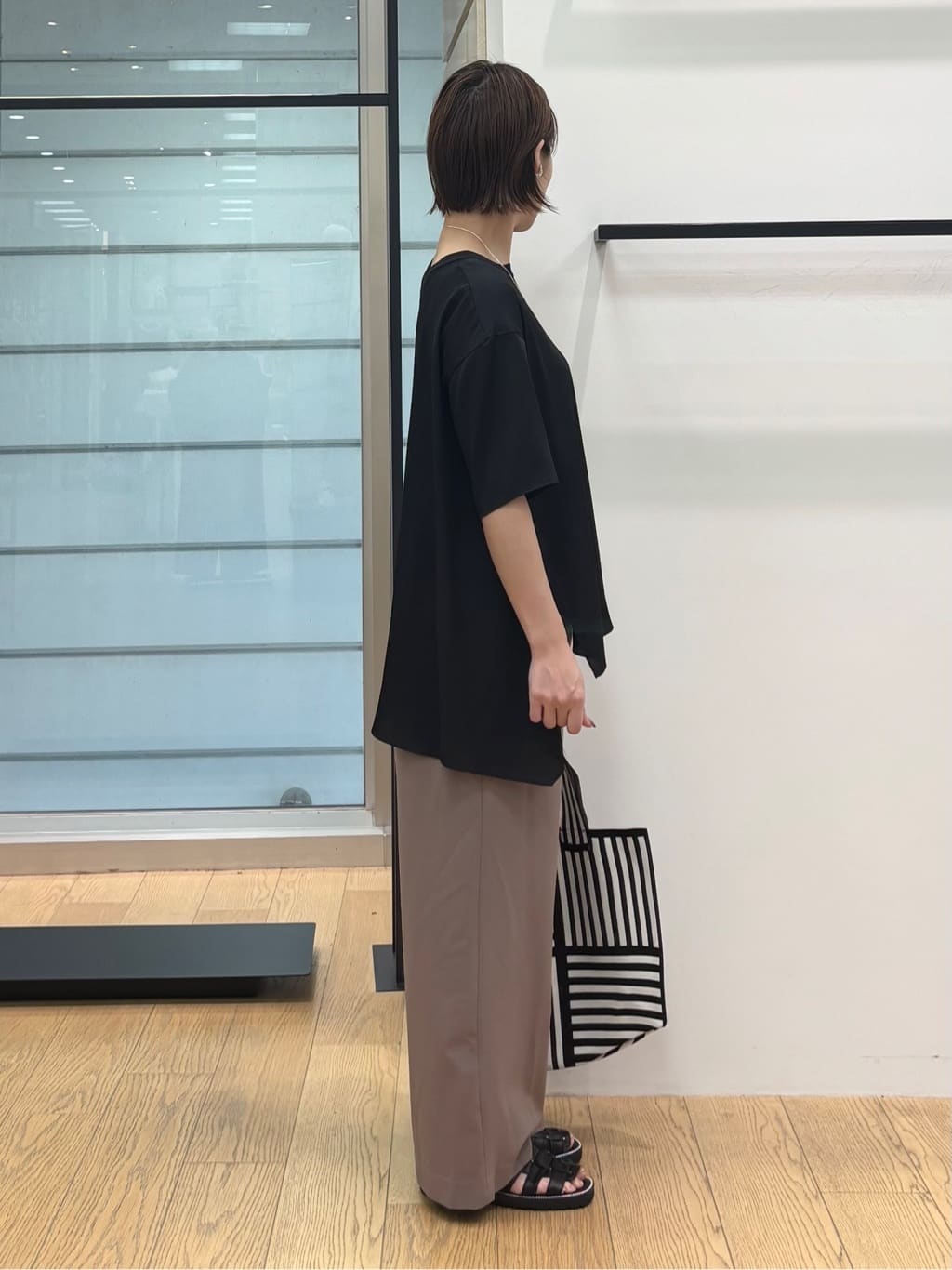asamiさんの「INDIVI｜【バックシャン】デザインTブラウス」を使ったコーディネート