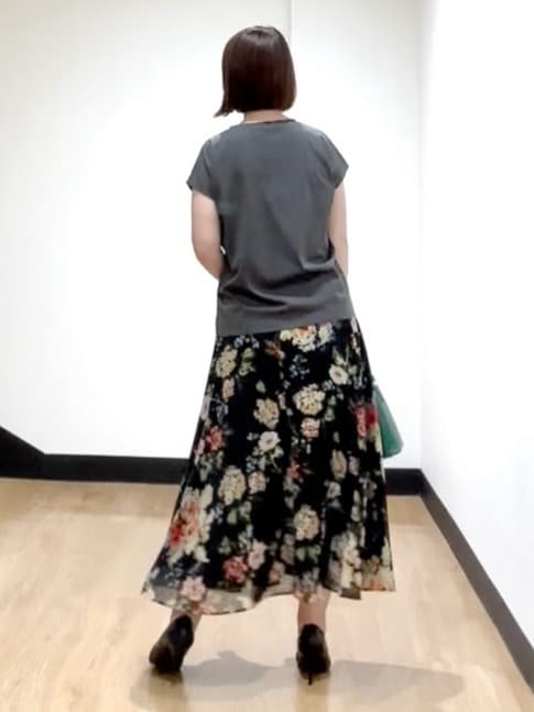 MIKIKOさんの「UNTITLED｜【追加/新色】エアリーワンハンドルバッグ」を使ったコーディネート