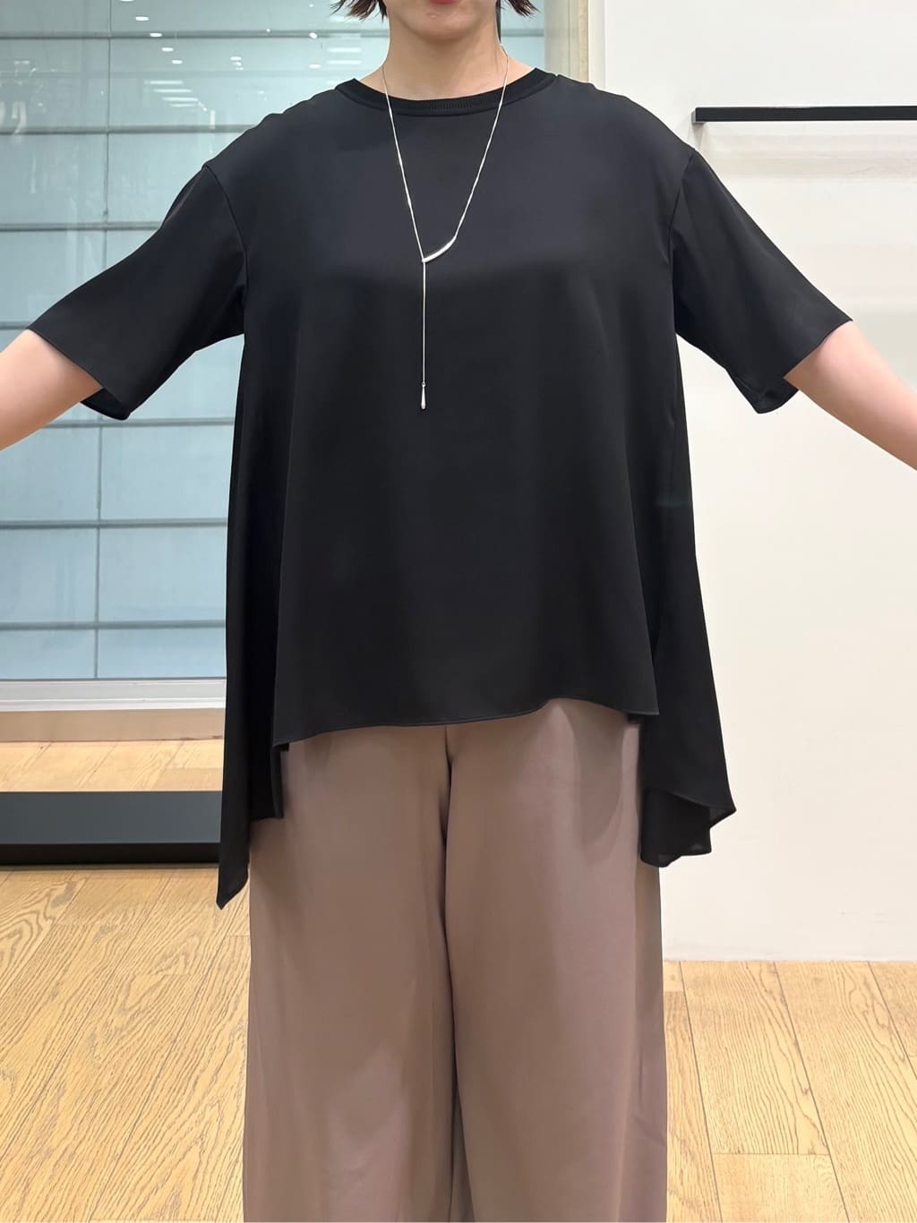 asamiさんの「INDIVI｜【バックシャン】デザインTブラウス」を使ったコーディネート