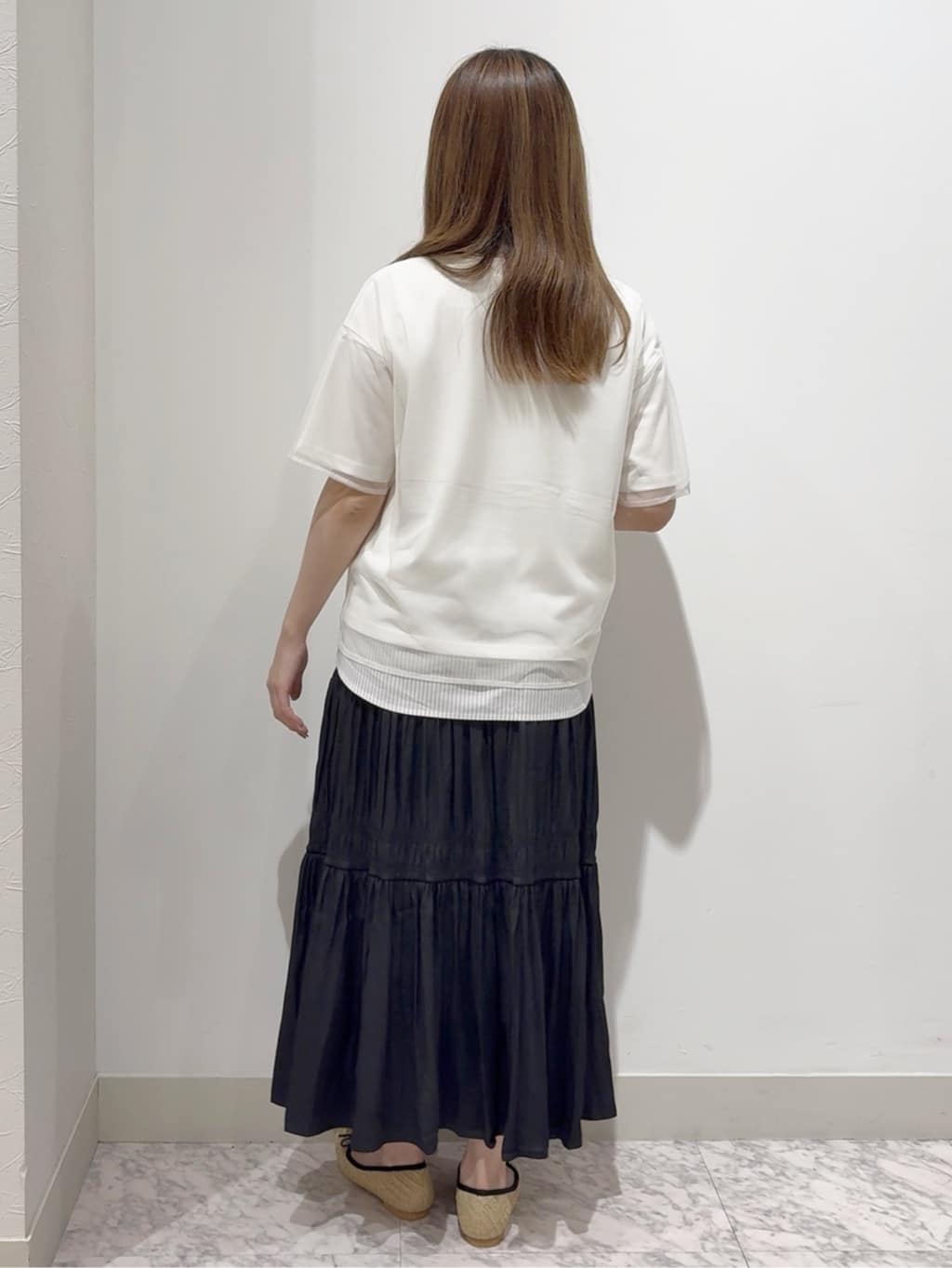 しかっちさんの「grove｜ラフだけどおしゃれ　チュールレイヤードTシャツ」を使ったコーディネート