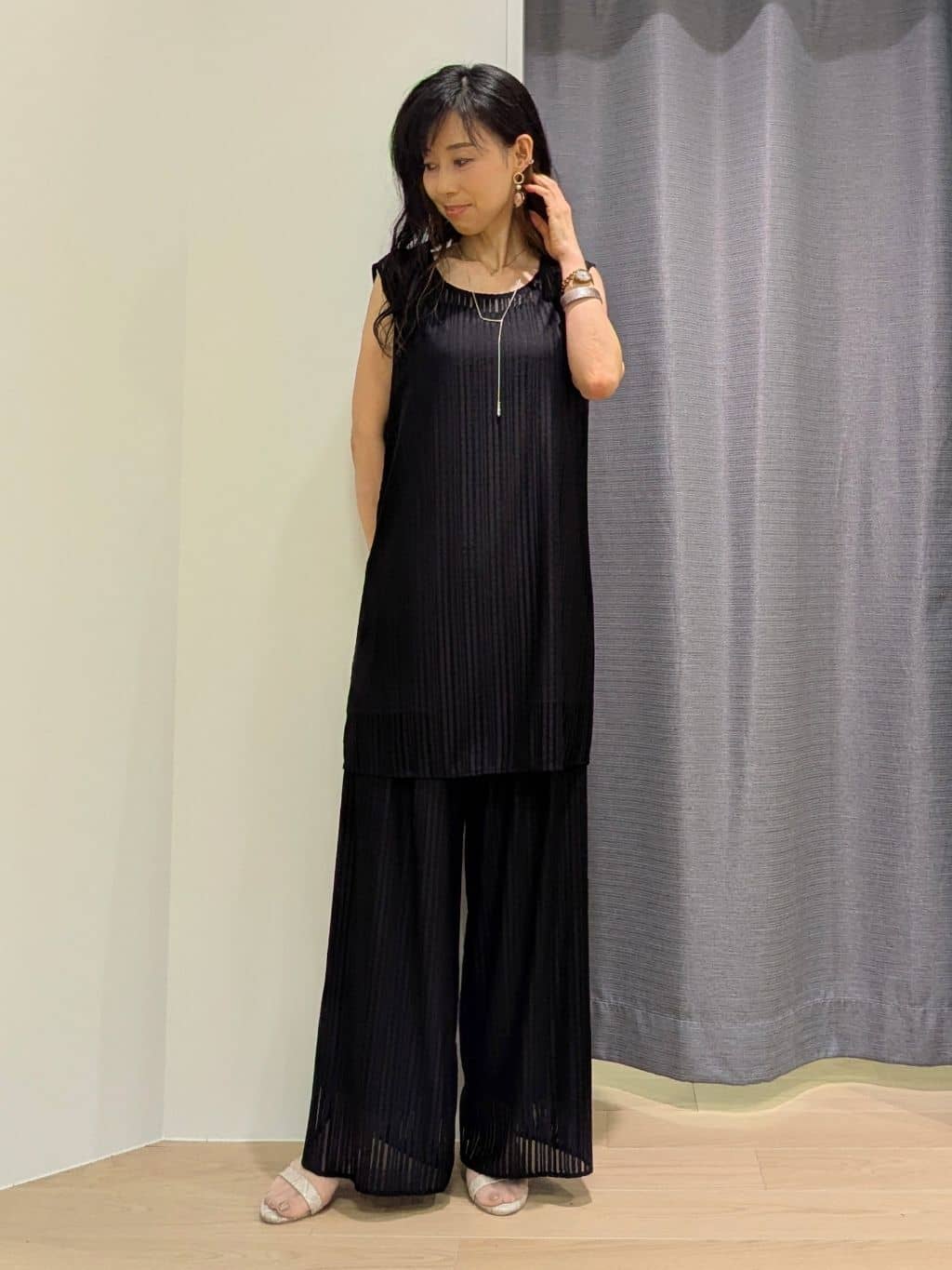 miiさんの「INDIVI｜【洗える／セットアップ可能】ラッセルチュニック」を使ったコーディネート