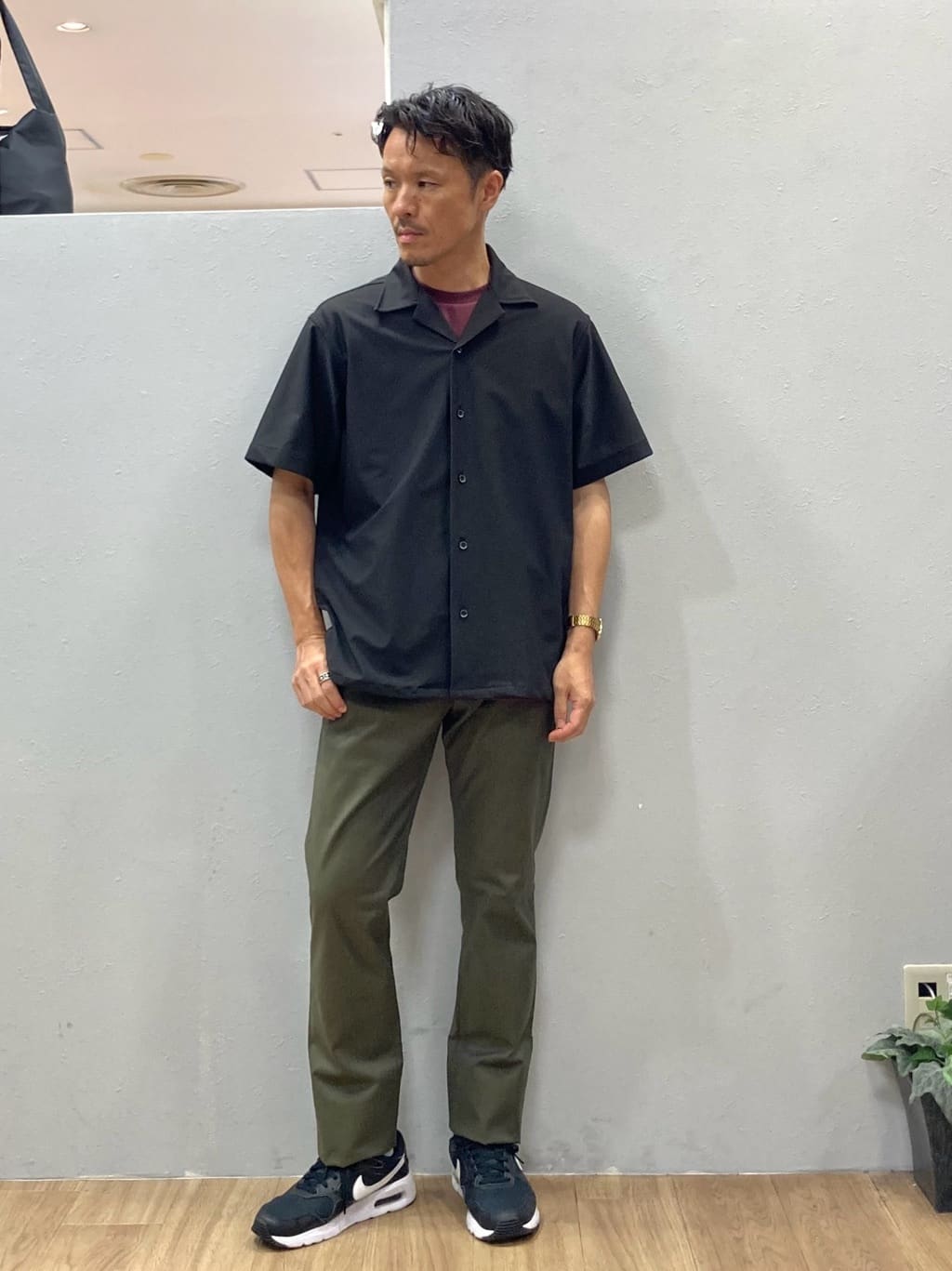 シュンさんの「TAKEO KIKUCHI｜【COOL CITY WEAR】エアートール オープンカラーシャツ /接触冷感・通気性」を使ったコーディネート
