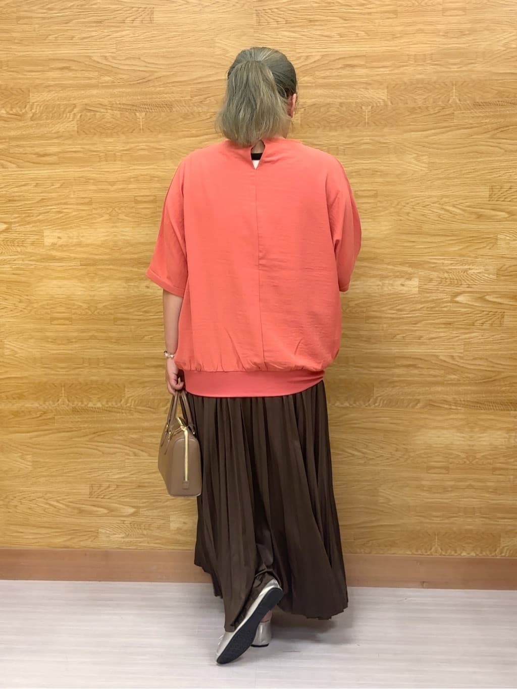 ぁむさんの「SHOO･LA･RUE｜【洗濯後しわになりにくい】さらっとタッチの 5分袖ドルマンブラウス」を使ったコーディネート
