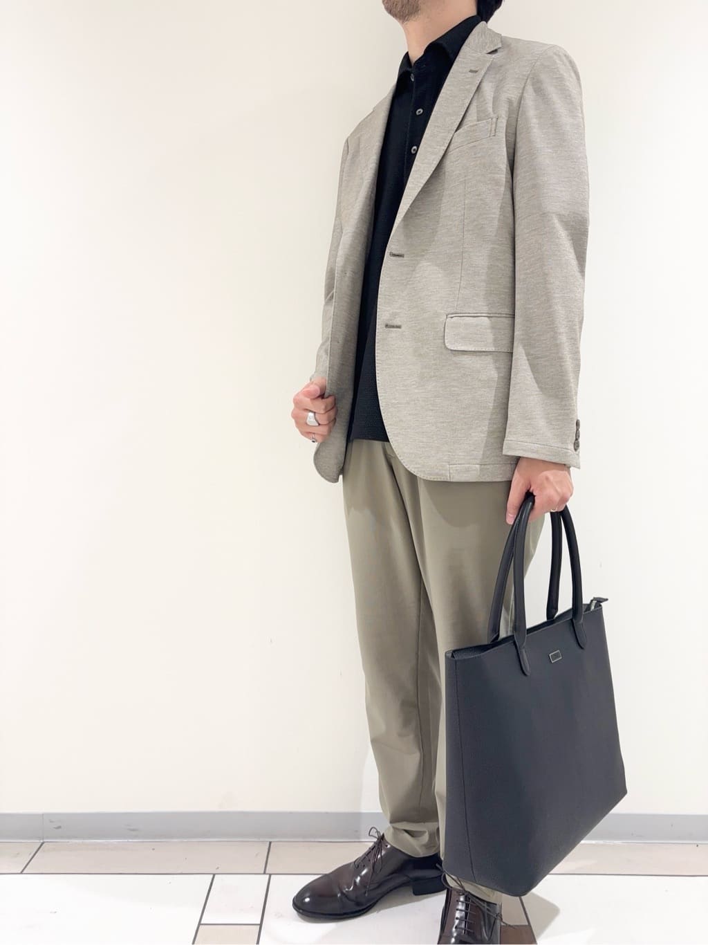 及川さんの「TAKEO KIKUCHI｜【抗菌防臭／9色5サイズ展開】ハニカムメランジ ポロシャツ」を使ったコーディネート