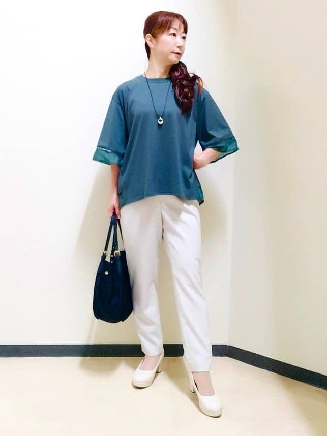 花さんの「Reflect｜【E‐QUALITY／体型カバー】シアー&times;レースデザインプルオーバー」を使ったコーディネート
