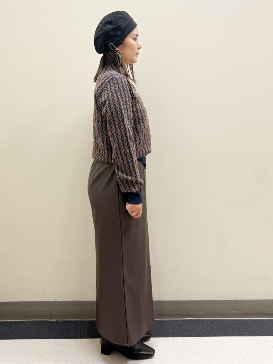 しまじろさんの「OPAQUE.CLIP｜ストレッチダブルポケットタイトスカート【洗える】」を使ったコーディネート