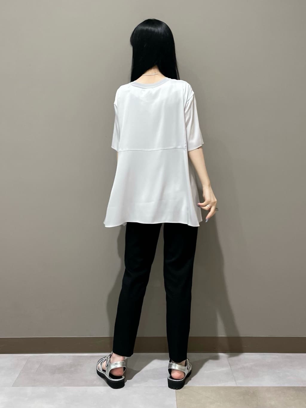 KEIKOさんの「INDIVI｜【バックシャン】デザインTブラウス」を使ったコーディネート