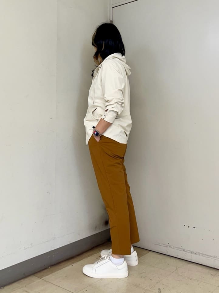 iwさんの「TAKEO KIKUCHI｜【3D ナイロン ストレッチ】ジップアップ フードブルゾン」を使ったコーディネート