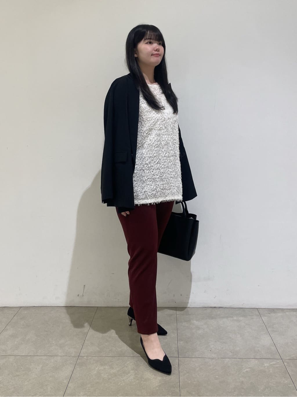 emikaさんの「INDIVI｜【軽く羽織れる！】ダブルジャケット」を使ったコーディネート