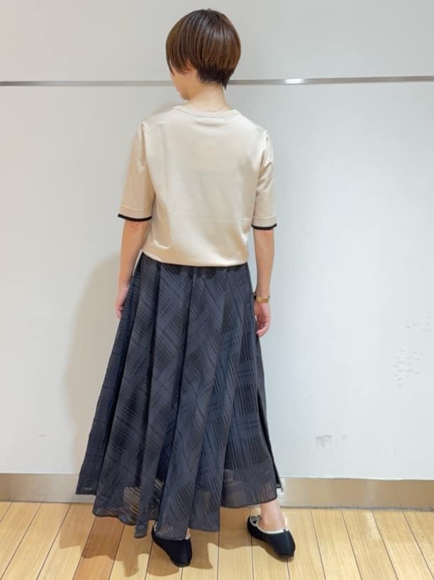あやさんの「UNTITLED｜【アンサンブル可/薄手/洗える】5分袖クルーニット」を使ったコーディネート