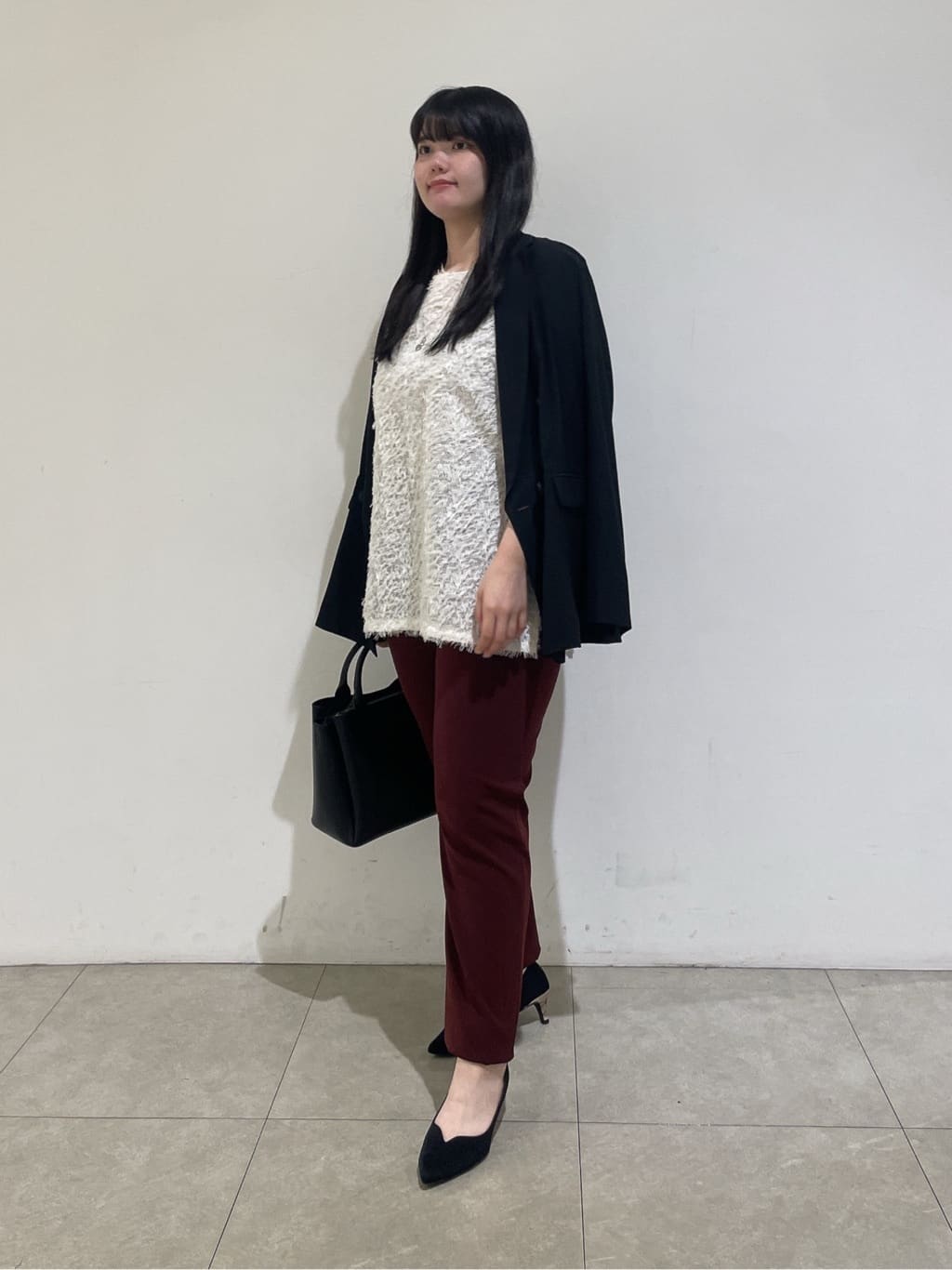 emikaさんの「INDIVI｜【軽く羽織れる！】ダブルジャケット」を使ったコーディネート