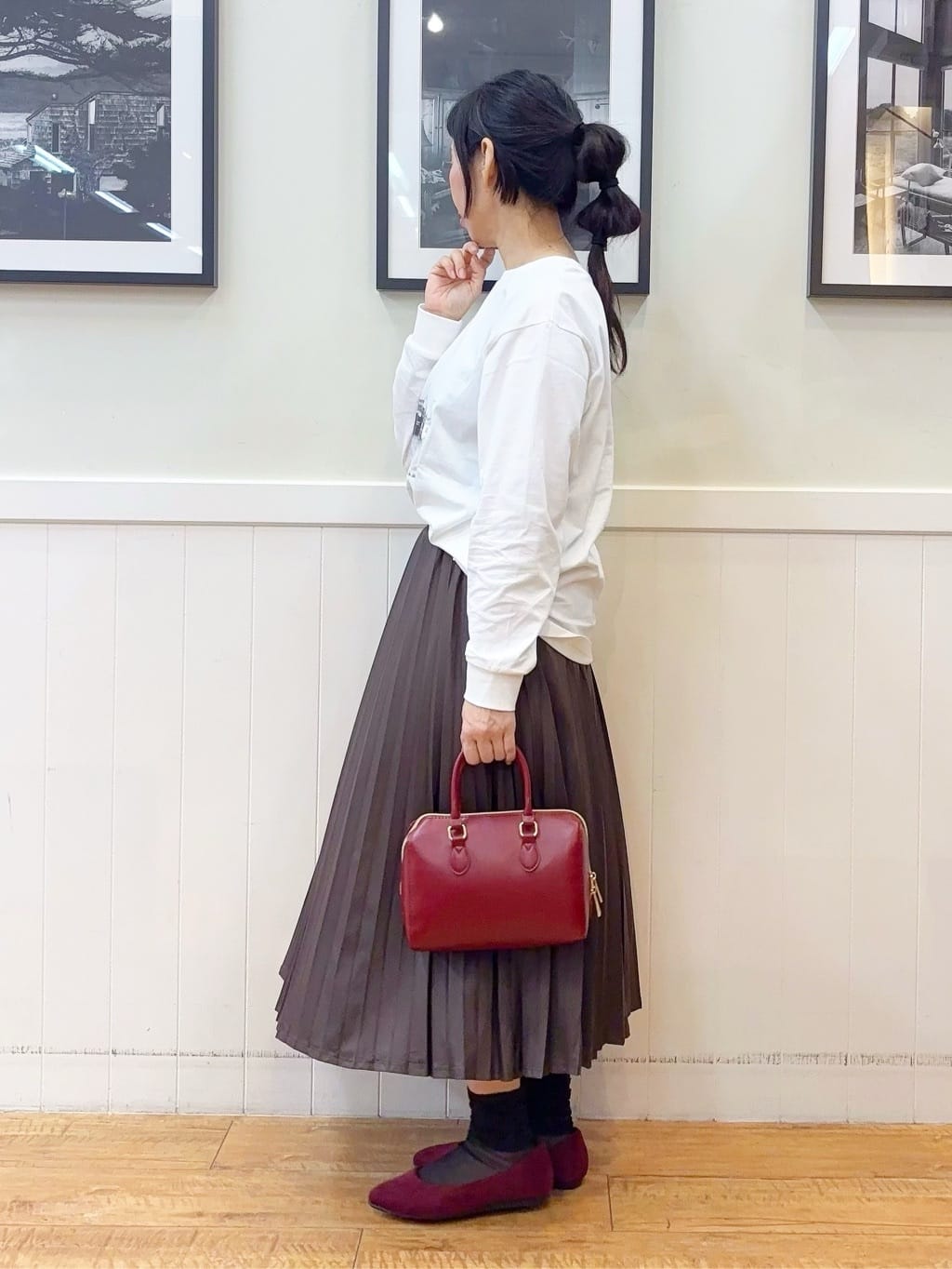 ゆうさんの「SHOO･LA･RUE｜グラフィックアソート ベーシックロンT」を使ったコーディネート