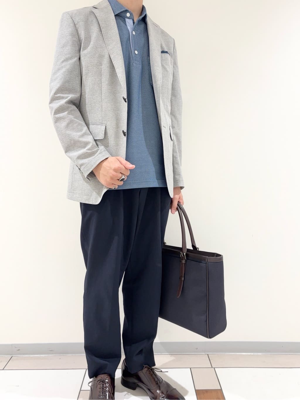 及川さんの「TAKEO KIKUCHI｜【抗菌防臭】COOL DOTS（R）ドビープリント ジャケット」を使ったコーディネート