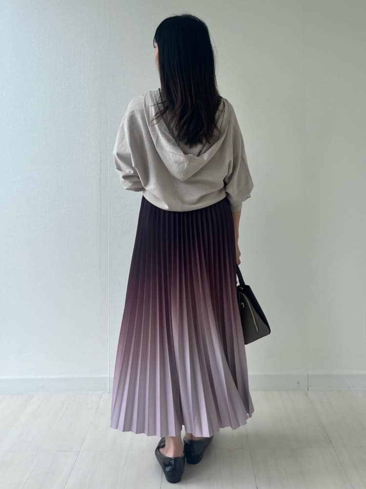 Mori Moriさんの「index｜【2WAY／名品】バイカラーミドルボストンバッグ」を使ったコーディネート