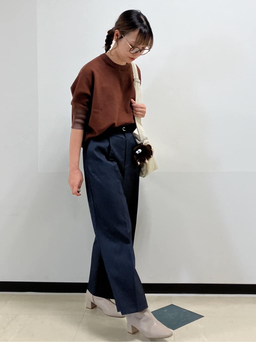 MAYUKIさんの「index｜スウェットライクドルマンスリーブニット【洗濯機洗い可】」を使ったコーディネート