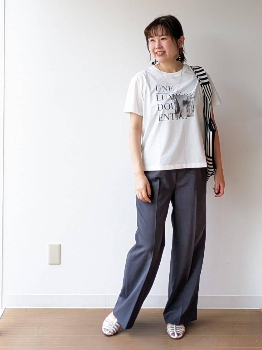 なみきさんの「UNTITLED｜【UV/はっ水/セットアップ可】リラククールパンツ」を使ったコーディネート