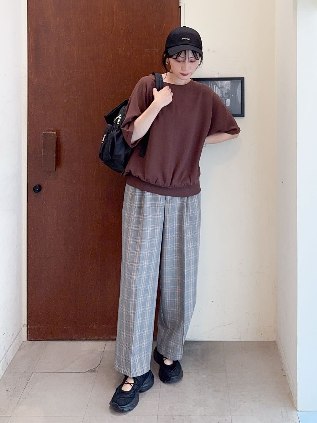 𝐇𝐢𝐫𝐨𝐦𝐢さんの「SHOO･LA･RUE｜【洗濯後しわになりにくい】さらっとタッチの 5分袖ドルマンブラウス」を使ったコーディネート
