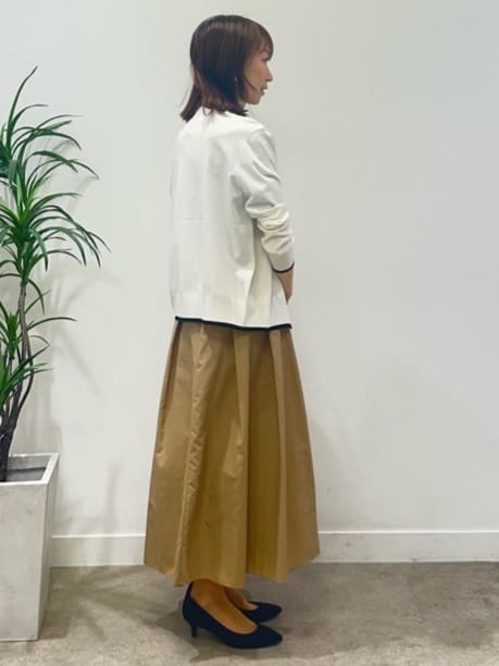 Miwaさんの「UNTITLED｜【洗える/ストレッチ/通勤】Vネックブラウス」を使ったコーディネート