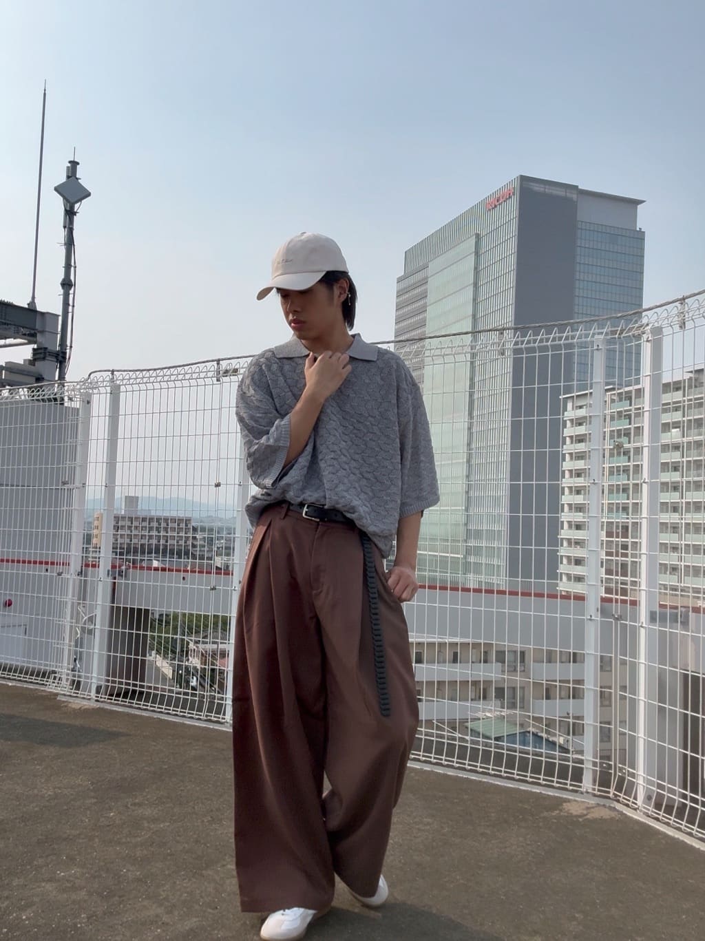 みつきさんの「TAKEO KIKUCHI｜ストローヤーンポロニット」を使ったコーディネート