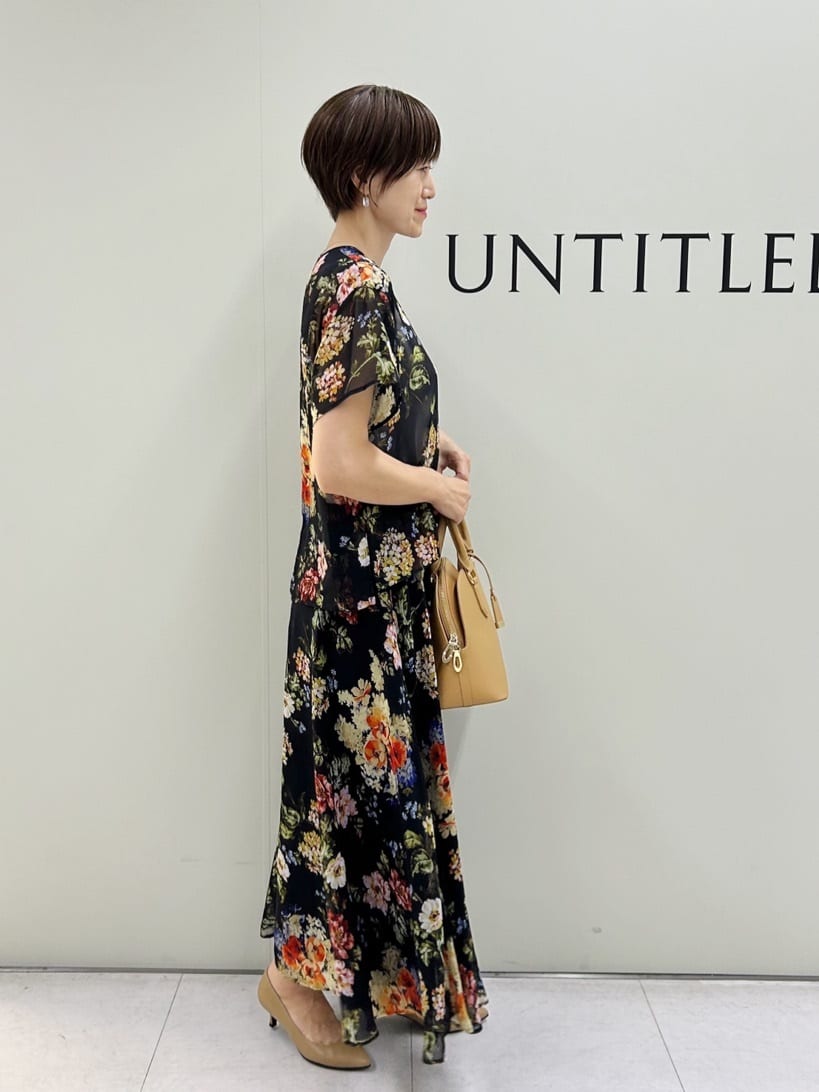 Mikiさんの「UNTITLED｜【セットアップ可/花柄エレガント】アンティークフラワー柄ブラウス」を使ったコーディネート