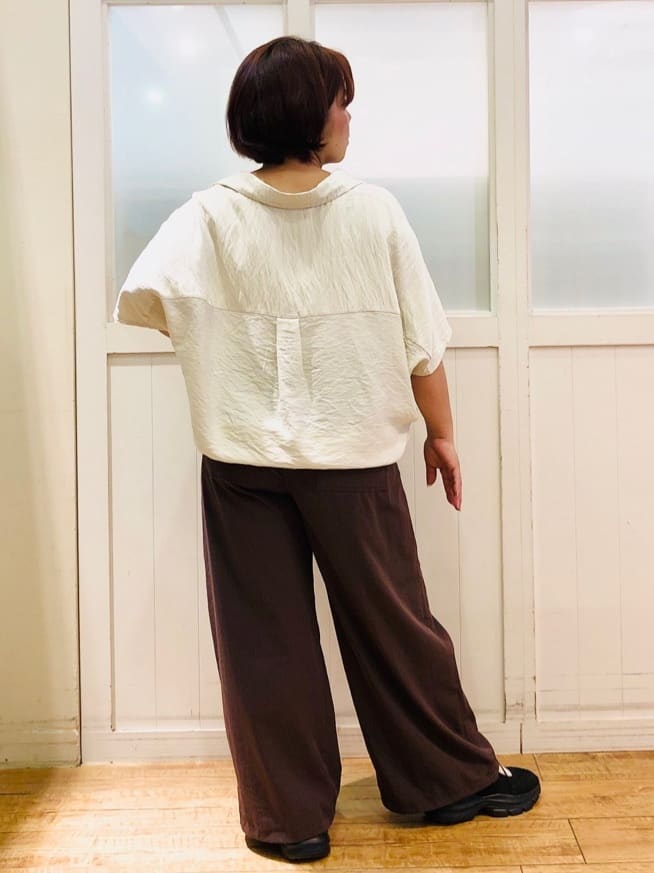 YYYさんの「SHOO･LA･RUE｜【洗える/S-LL/5分袖】1枚でも羽織としても。さらさらドレープシャツ」を使ったコーディネート