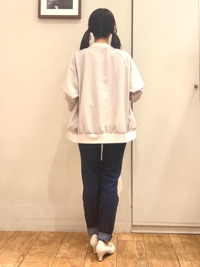 AIRIさんの「SHOO･LA･RUE｜【洗濯機可/S-LL】さっと羽織れる 軽量リブブルゾン」を使ったコーディネート