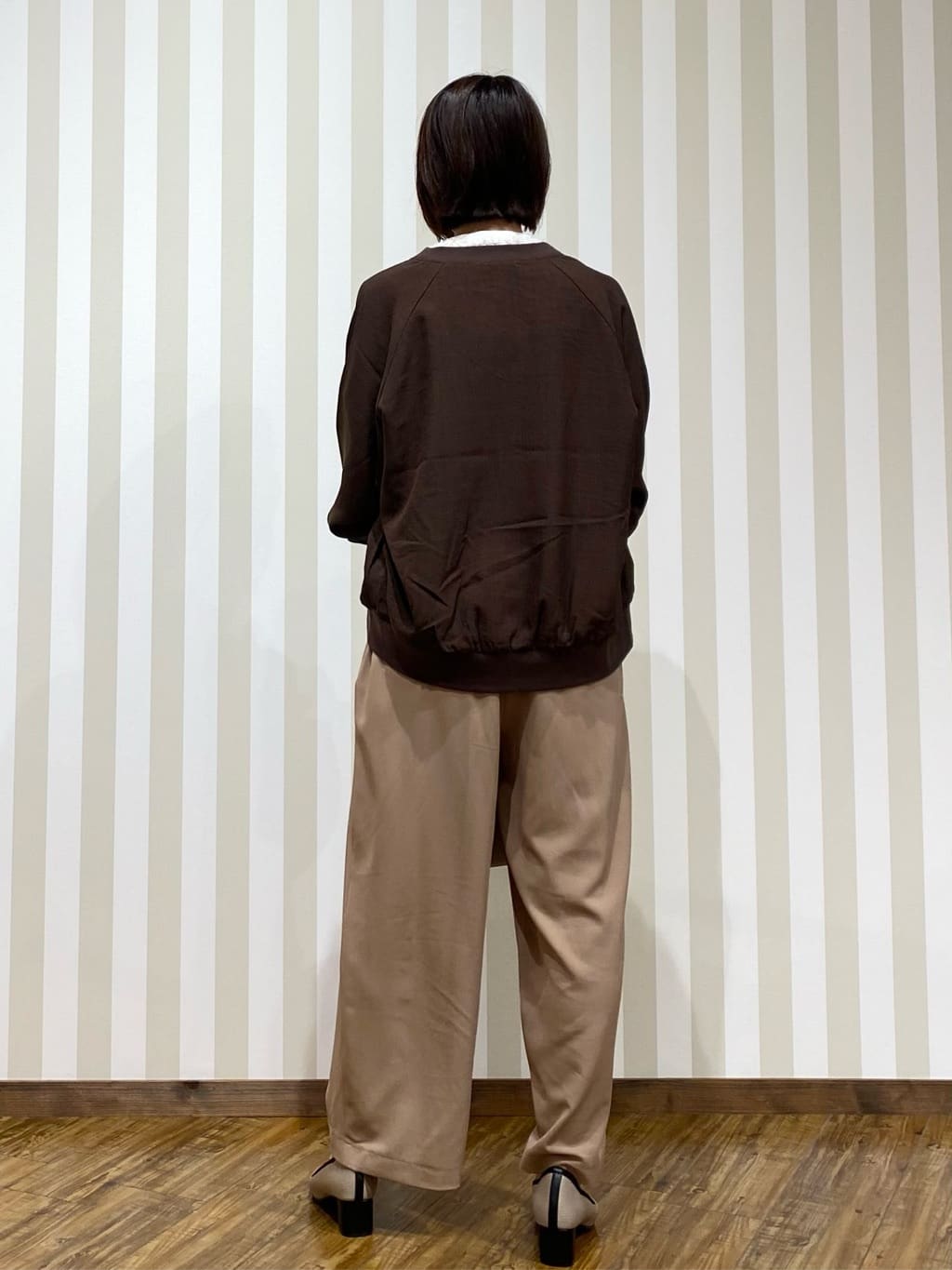 SAOさんの「SHOO･LA･RUE｜【洗濯機可/S-LL】さっと羽織れる 軽量リブブルゾン」を使ったコーディネート