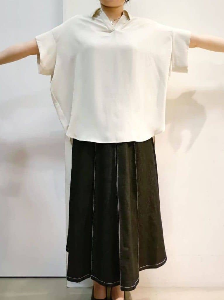 あんさんの「THE SHOP TK｜【インしなくても決まる】スキッパーシャツ/接触冷感/防シワ/速乾」を使ったコーディネート
