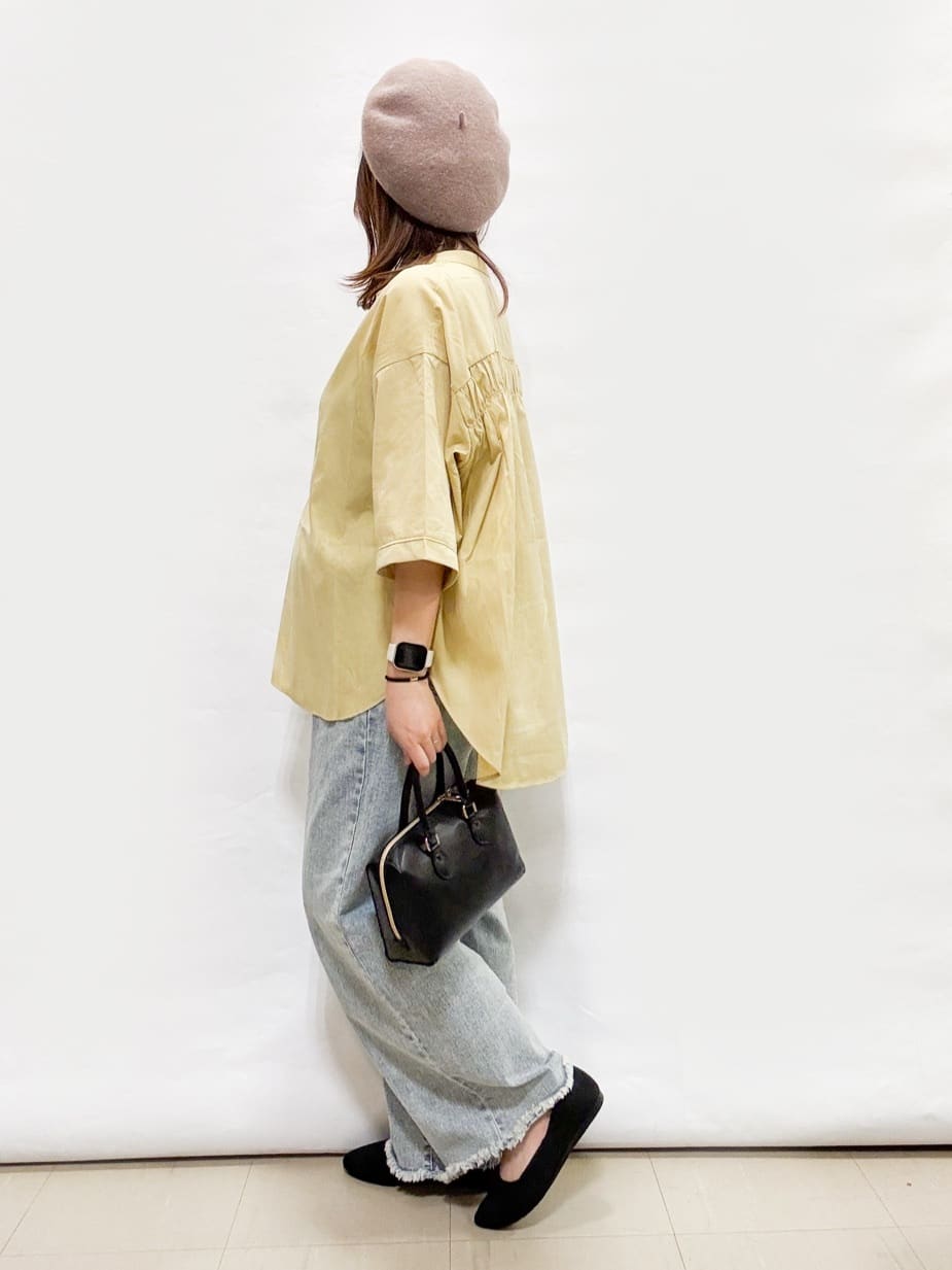 bulさんの「SHOO･LA･RUE｜【S-LL/洗濯後しわになりにくい】バックギャザーがアクセント スッキパーブラウス」を使ったコーディネート