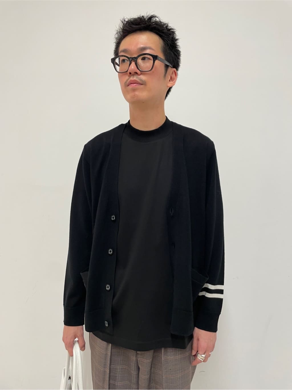 蒲谷祐太さんの「DRESSTERIOR｜【撥水仕様】シュリンクレザー トートバッグ」を使ったコーディネート