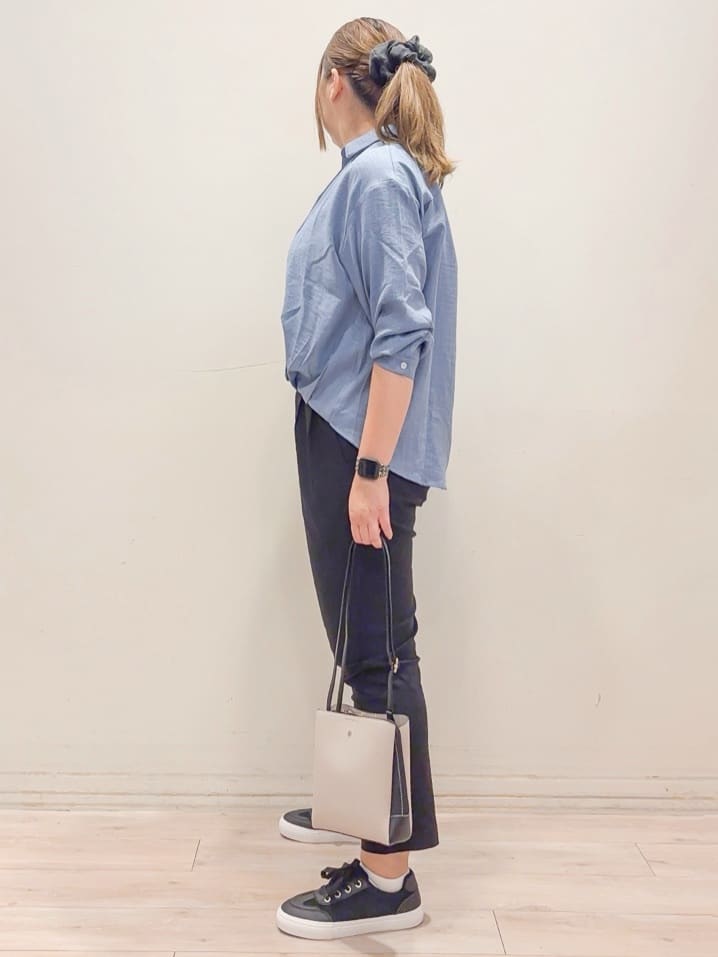 naoさんの「SHOO･LA･RUE｜【洗える/S-LL/美脚シルエット】ハイパーストレッチ テーパードパンツ」を使ったコーディネート