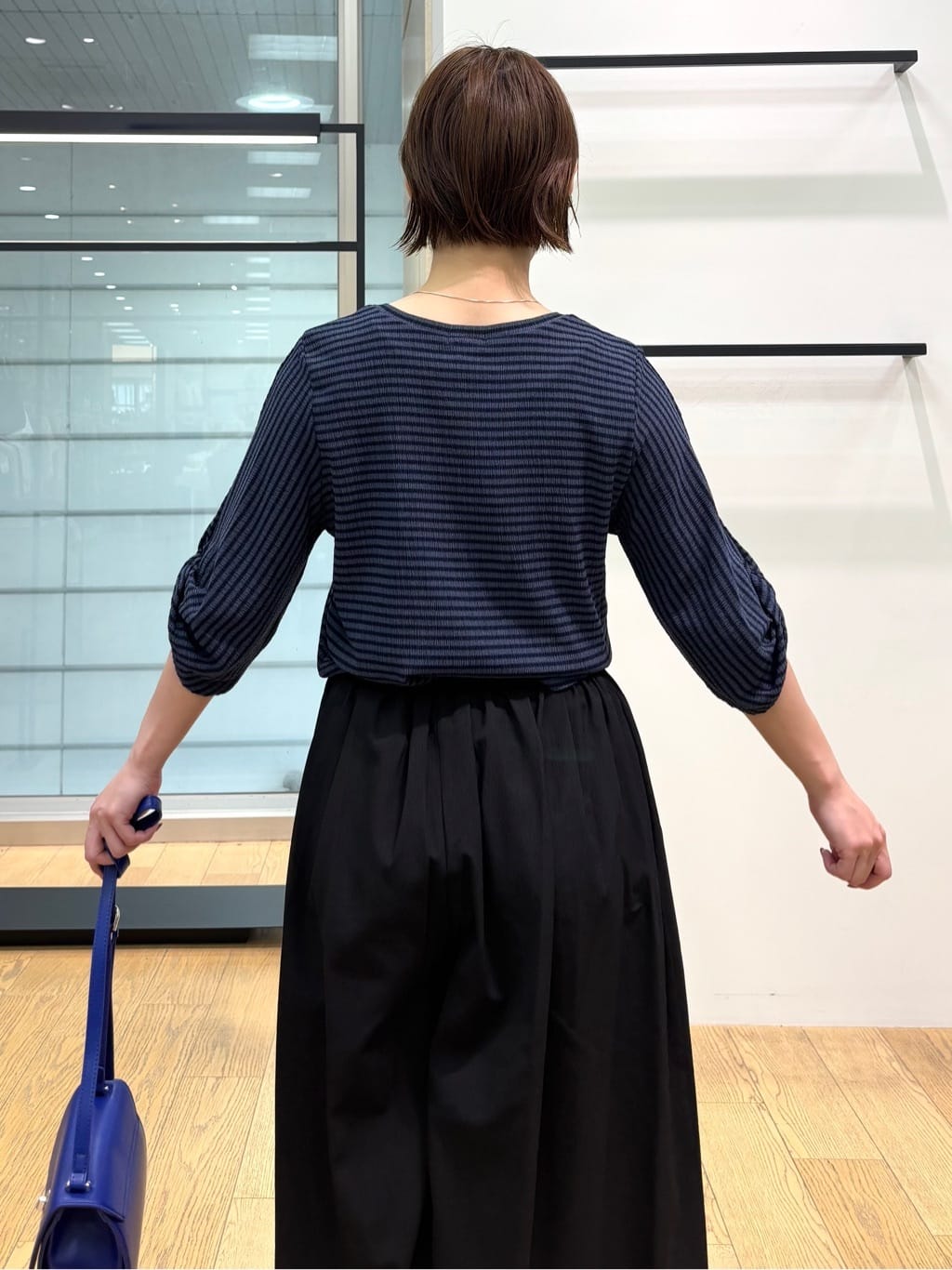 asamiさんの「INDIVI｜【UVケア／吸汗速乾】凹凸素材ねじり袖トップス」を使ったコーディネート