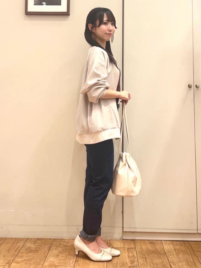 AIRIさんの「SHOO･LA･RUE｜【洗濯機可/S-LL】さっと羽織れる 軽量リブブルゾン」を使ったコーディネート