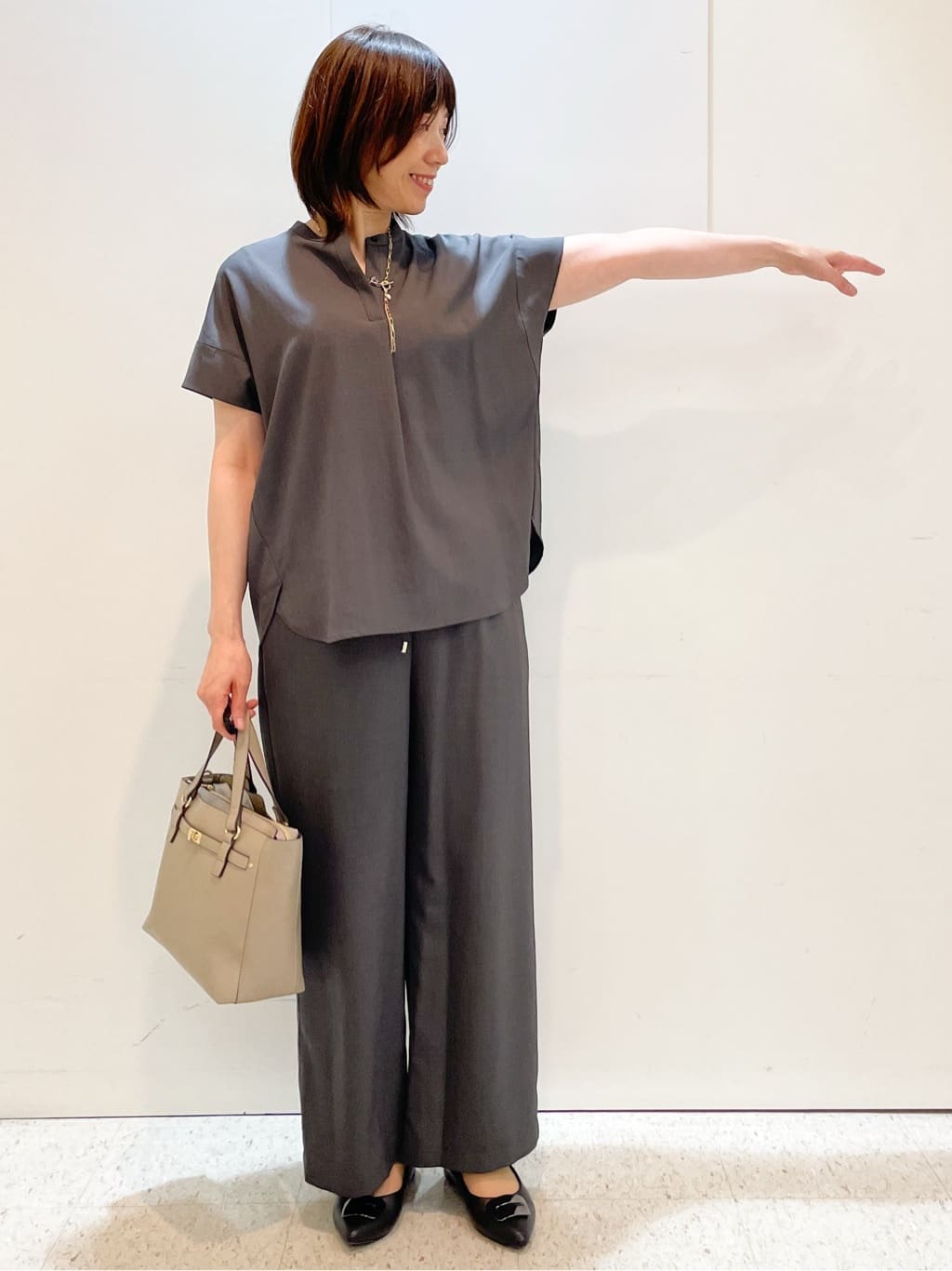 めいさんの「Reflect｜Y字シルエット淡水パールネックレス」を使ったコーディネート