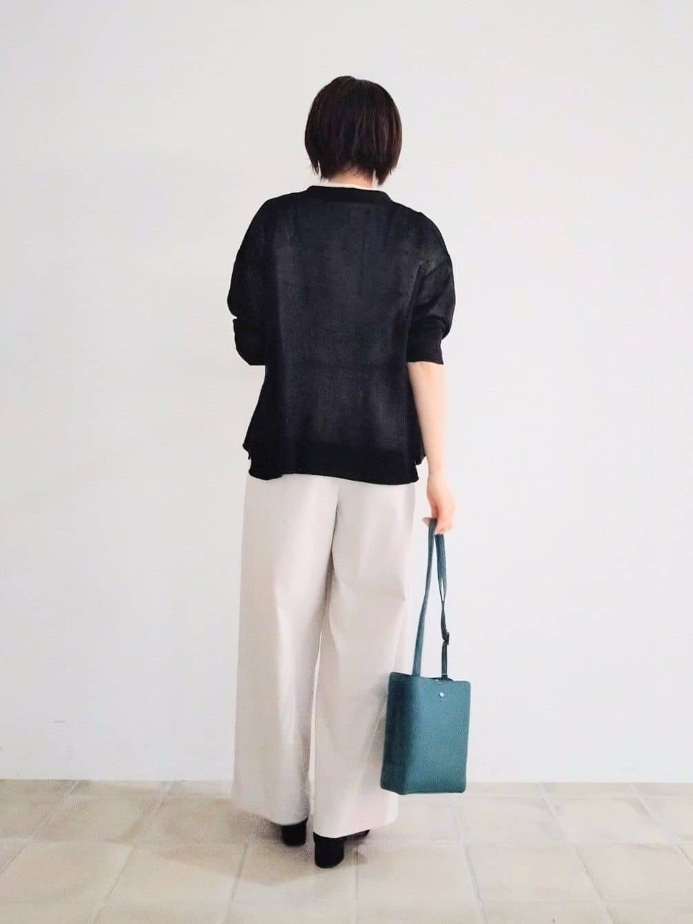 miomioさんの「SHOO･LA･RUE｜【無地/ドット柄】お袖フリルが華やぐ きれいめブラウス」を使ったコーディネート