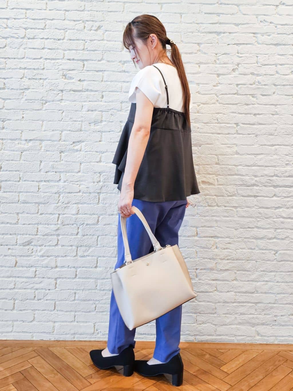 ゆゆさんの「SHOO･LA･RUE｜【洗える/S-LL/ひんやり】さらりと好印象　総針フレンチスリーブニット」を使ったコーディネート