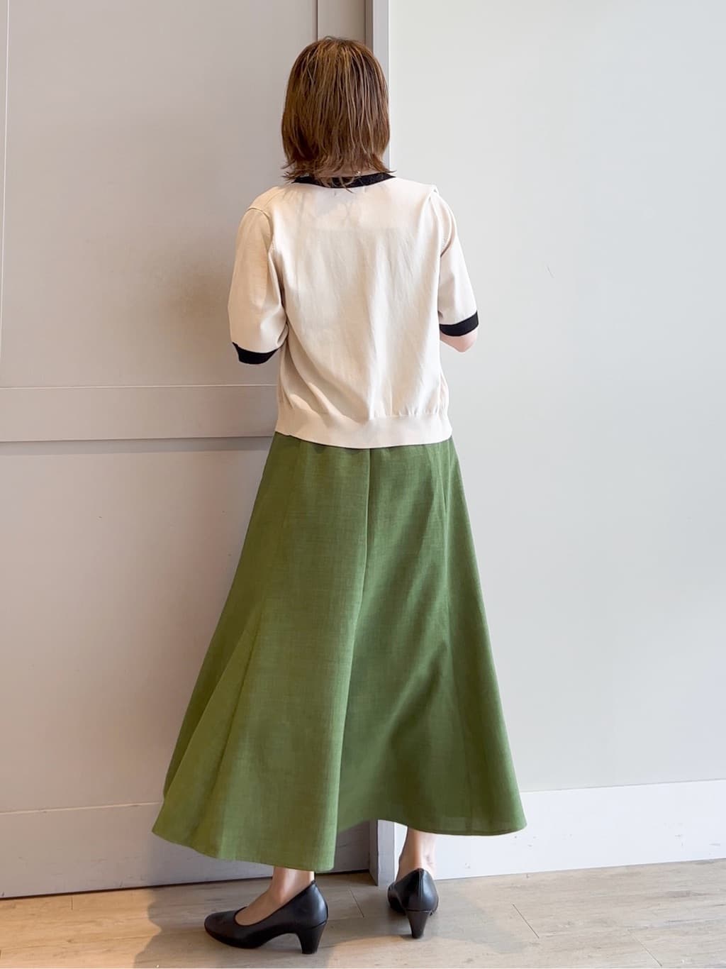 yamakoさんの「grove｜ドットで華やぐ　軽やかマーメイドスカート」を使ったコーディネート