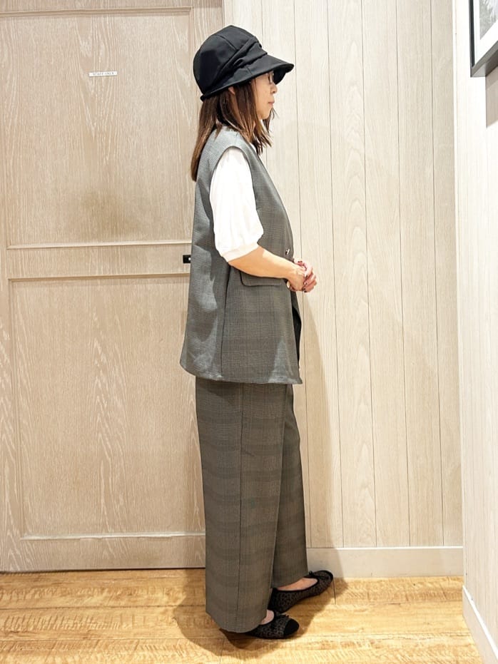 yukaさんの「SHOO･LA･RUE｜【S-LL/セットアップ可/洗濯後しわになりにくい】ダブルベスト」を使ったコーディネート