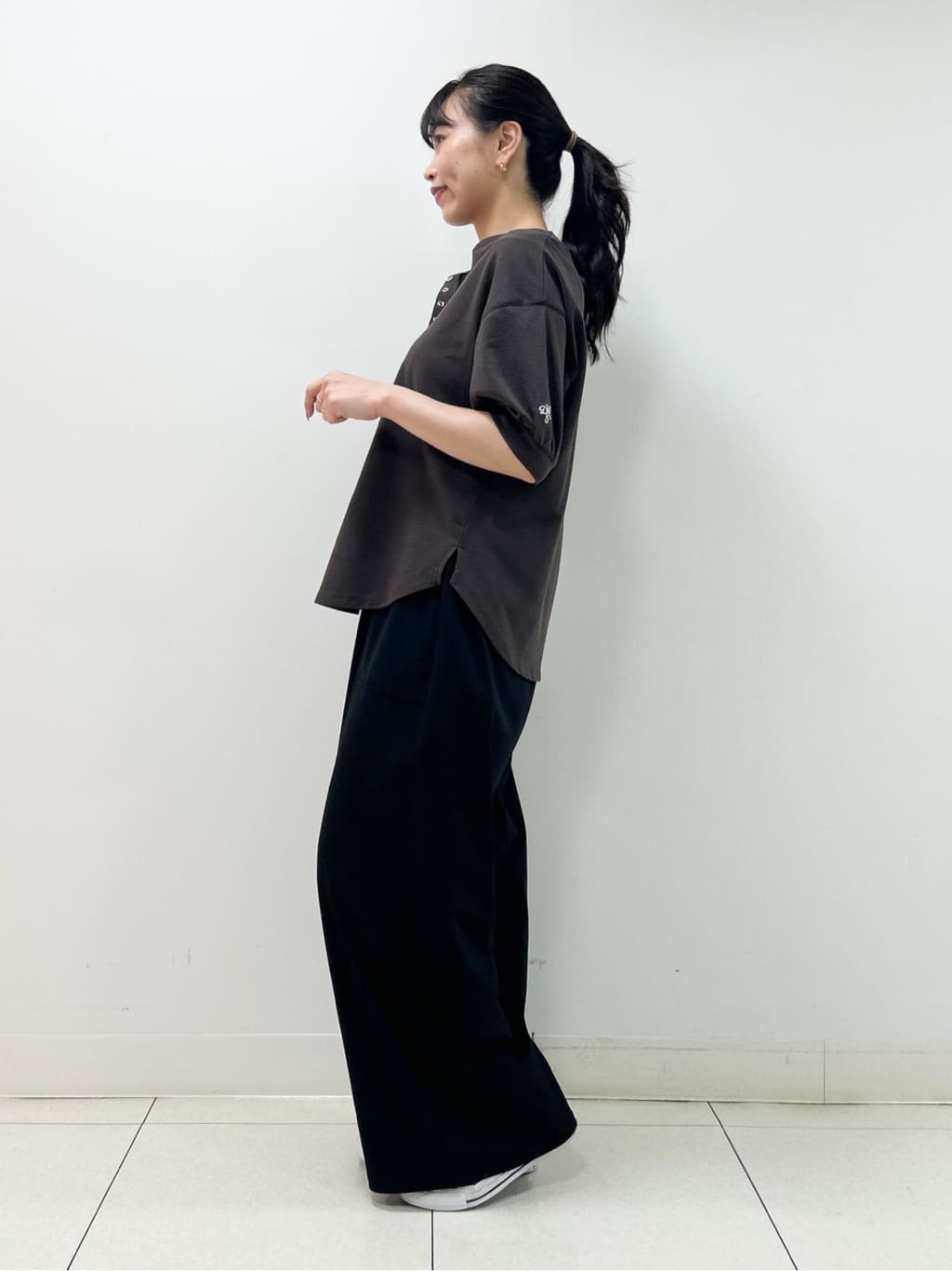 Kaiさんの「Dessin｜【360度可愛い/前後2WAY/洗える】ライトコットンヘンリーカットソー」を使ったコーディネート