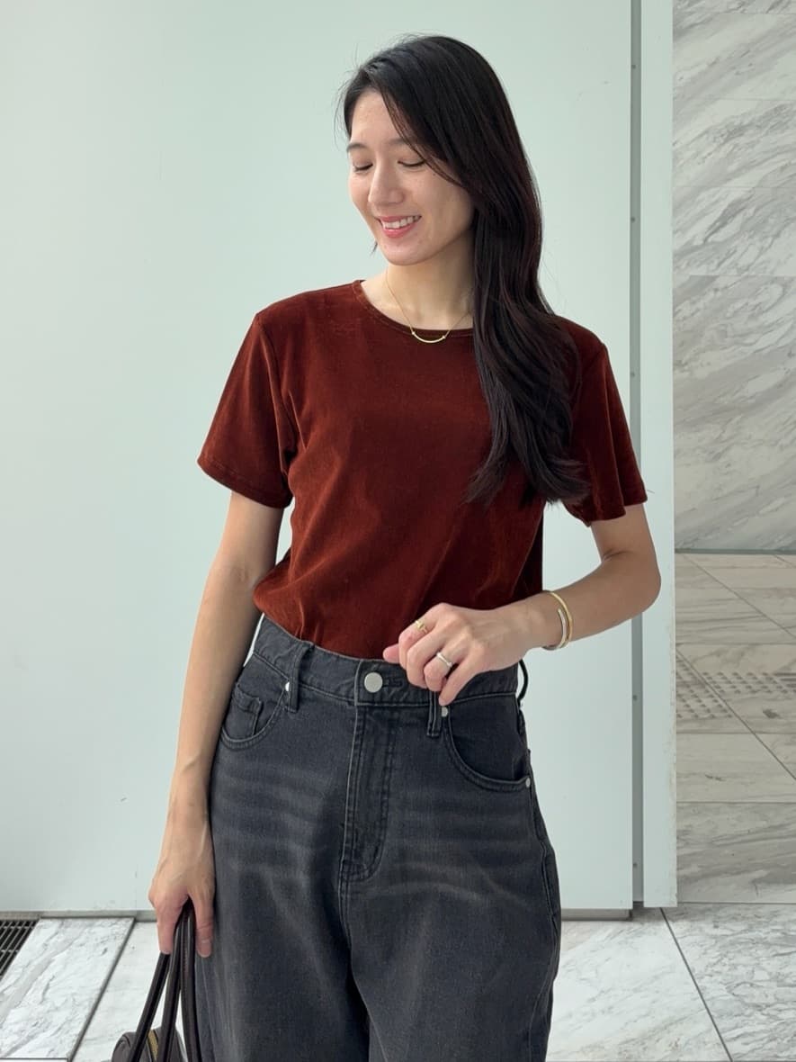 えりさんの「OPAQUE.CLIP｜フロッキーチュールTシャツ【洗濯機洗い可】」を使ったコーディネート