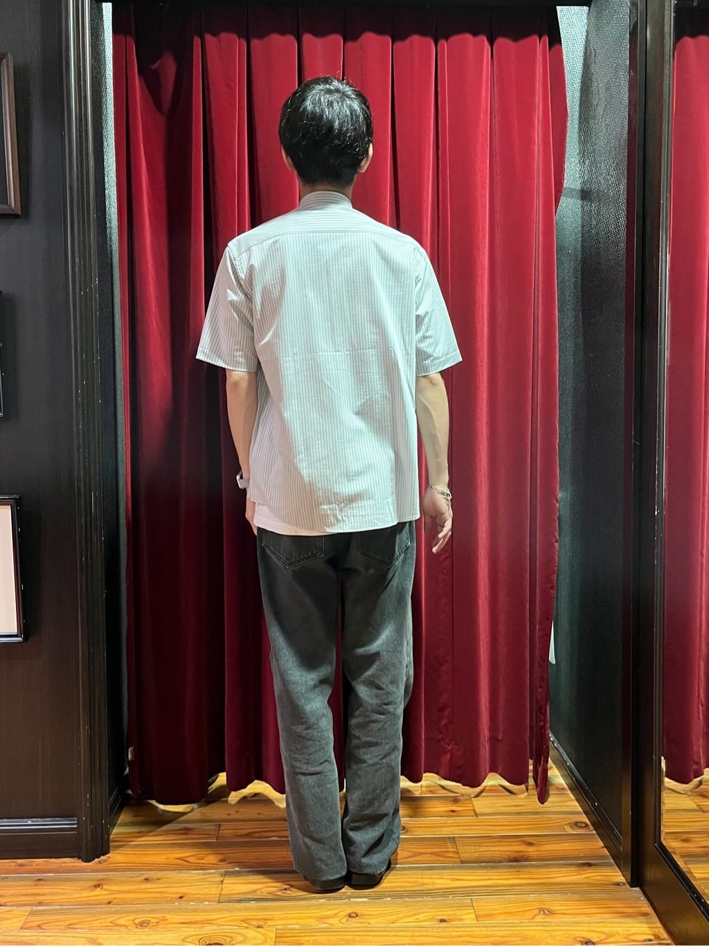 うっちーさんの「TAKEO KIKUCHI｜【COOL CITY WEAR】ストライプジャージ ボタンダウンシャツ /接触冷感」を使ったコーディネート