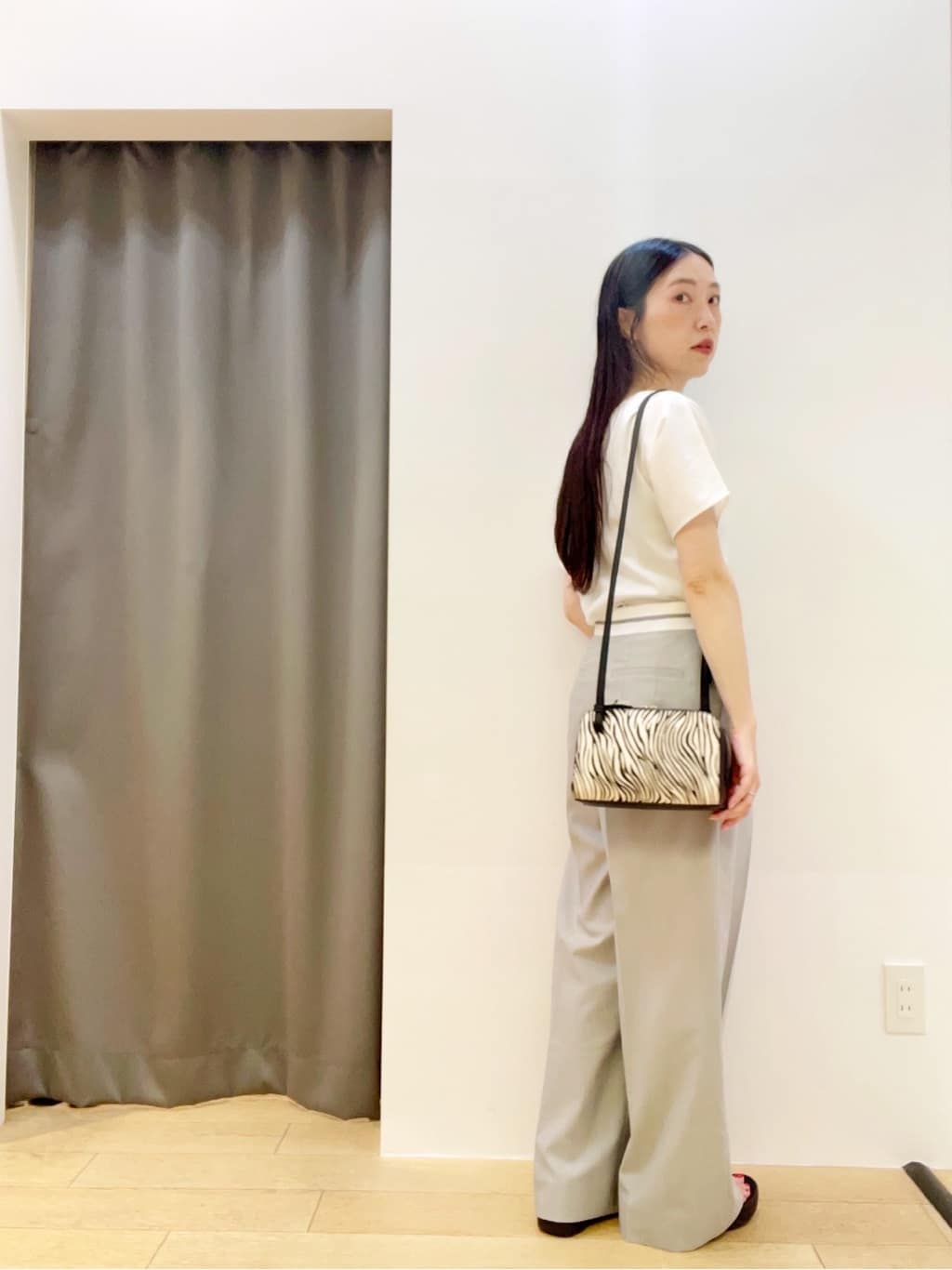 yukoさんの「INDIVI｜【インナーとしても活躍！】シンプルTシャツ」を使ったコーディネート
