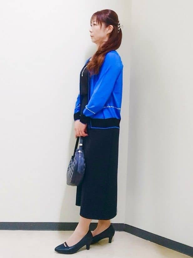 花さんの「Reflect｜【WEB先行カラーあり／手洗い可／アンサンブル可】バイカラーカーディガン」を使ったコーディネート